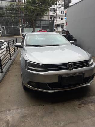 VOLKSWAGEN JETTA 2.0 TSI HIGHLINE 211CV GASOLINA 4P TIPTRONIC